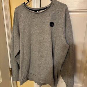 Under Armour sweatshirt